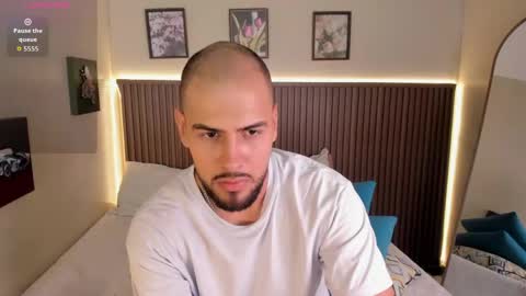 marcus_soler online show from May 8, 2:28 pm