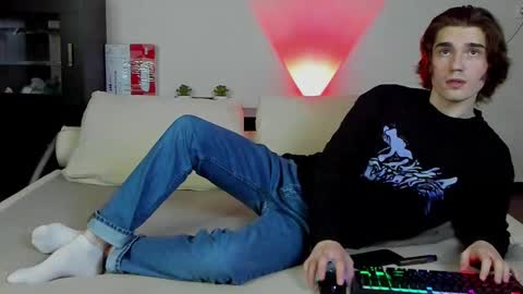 Marcus Jones online show from December 16, 9:52 pm