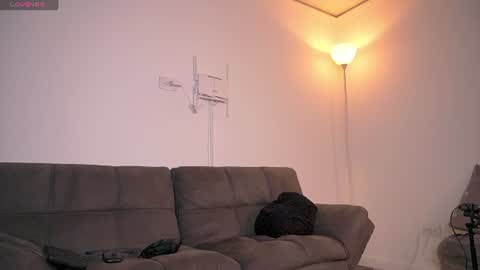 mark_broown_ online show from July 28, 11:36 pm