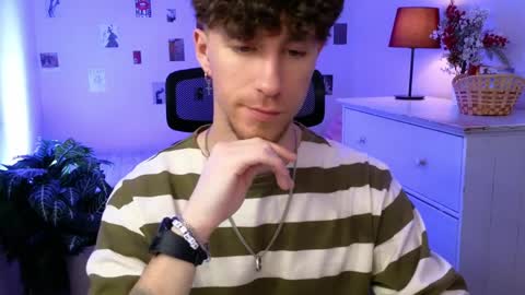 mark_caron online show from April 2, 8:27 pm