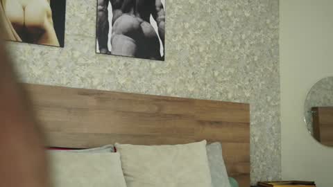 Mark online show from January 8, 10:16 pm