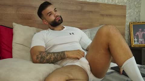 Mark online show from January 12, 11:36 pm