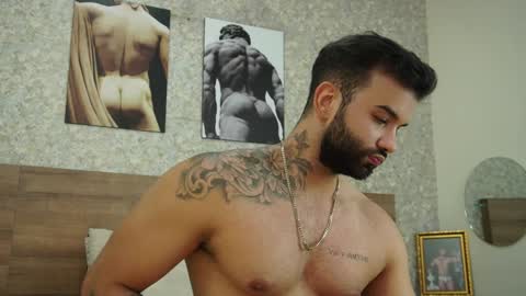 Mark online show from December 30, 11:06 pm