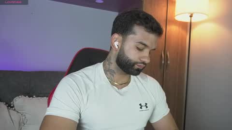 Mark online show from April 13, 12:33 am