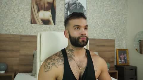 Mark online show from March 10, 11:06 pm