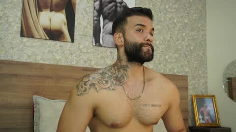 Mark online show from January 9, 11:24 pm