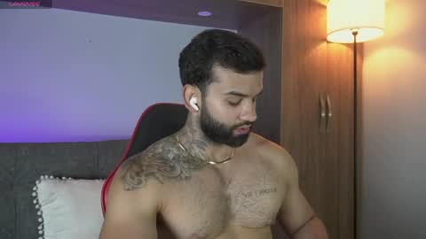 Mark online show from April 18, 12:23 am