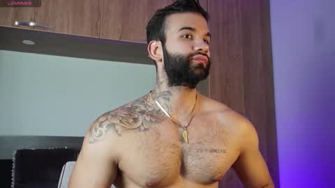 Mark online show from October 16, 8:06 pm