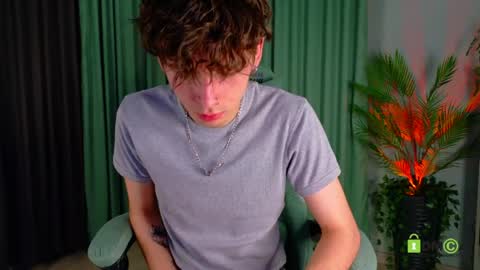 Mark online show from April 9, 3:18 pm