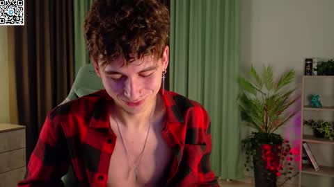 Mark online show from October 7, 8:02 pm