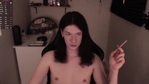 Mark online show from January 30, 5:39 pm