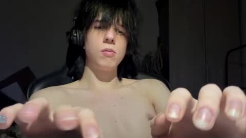 Mark online show from April 13, 10:10 pm