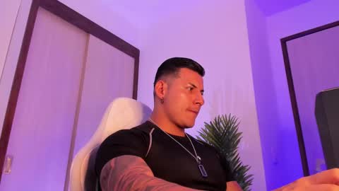 markus... Y online show from February 22, 9:42 pm