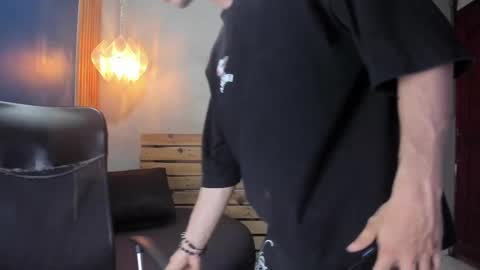 markuss___ online show from September 9, 2:11 am