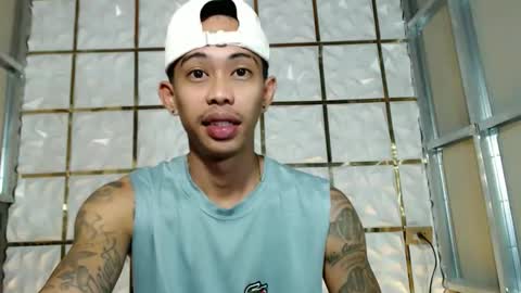 marlmoreno10 online show from February 7, 10:04 pm