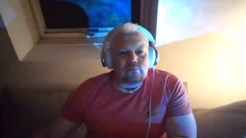 mars0481 online show from April 18, 11:04 pm