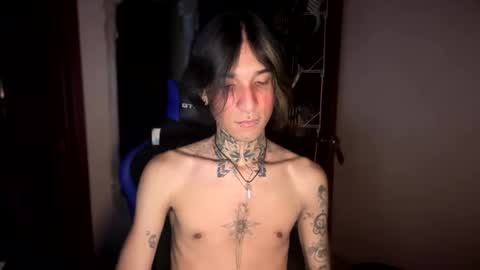   online show from December 12, 8:14 am