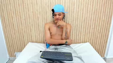 MARSHALL online show from September 25, 1:54 pm