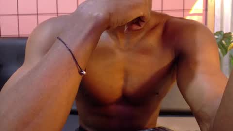 Martin online show from March 13, 2:30 am