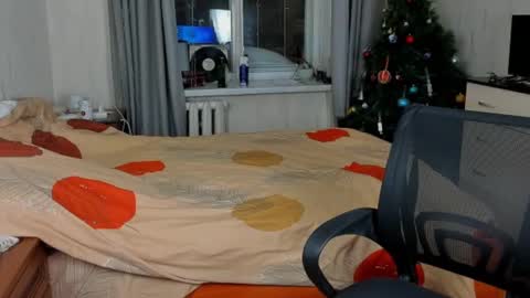 martintw_17 online show from February 13, 2:00 pm