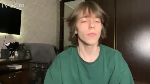 masonsilver_ online show from April 5, 4:14 pm