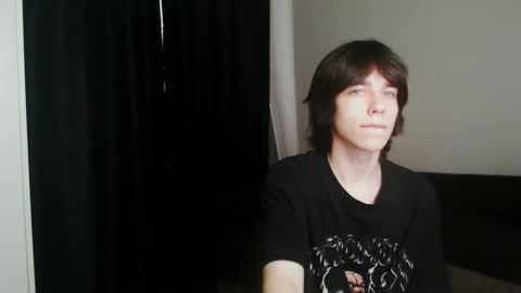 masonsilver_ online show from April 12, 7:54 am