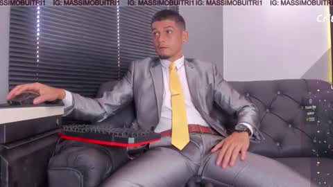 I am Massimo online show from February 14, 3:51 pm