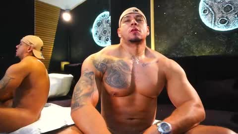 massimowalton2 online show from November 4, 4:41 pm