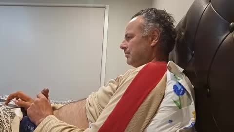 Snapshot of master398 chatting on October 27, 10:39 am Erix online show from October 27, 10:39 am