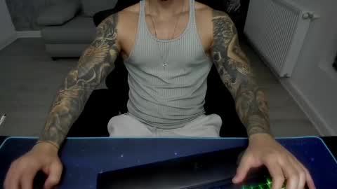 Snapshot of masterkingmuscle chatting on January 27, 9:11 pm masterkingmuscle online show from January 27, 9:11 pm