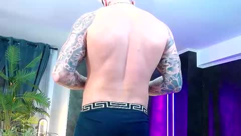 masterkingofmuscle online show from March 5, 9:22 pm