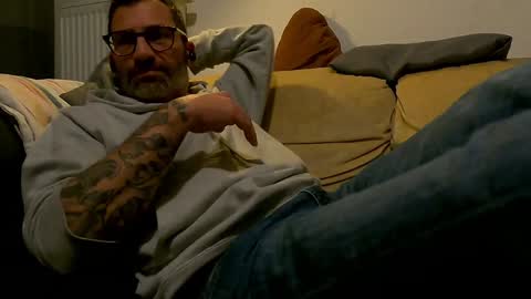 Snapshot of masterp17 chatting on January 24, 9:47 pm Master P online show from January 24, 9:47 pm