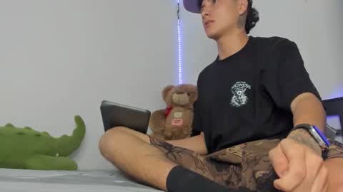 mateo_escobar online show from November 21, 1:59 am