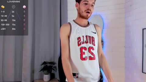 MATEO HUNTER online show from November 5, 6:15 am