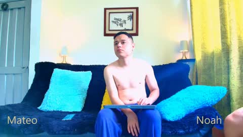 Snapshot of mateo_nick chatting on January 6, 5:59 pm Mateo and Noah online show from January 6, 5:59 pm