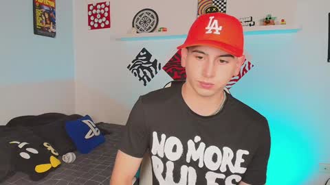 Matt online show from December 10, 1:18 am