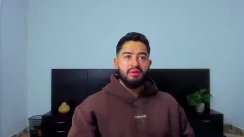 Mathew Flintt  online show from September 27, 4:27 pm