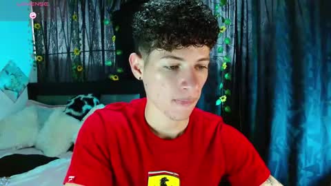     online show from March 28, 8:20 pm