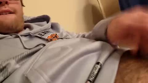 matt98strokesalot online show from December 3, 4:57 am