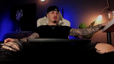 Matt online show from April 2, 9:17 am