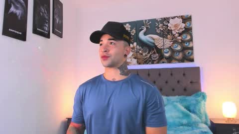 Matthew INDEPENDENT MODEL online show from March 5, 3:25 am