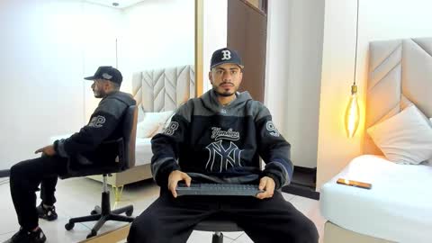 Matthew online show from February 2, 4:11 am