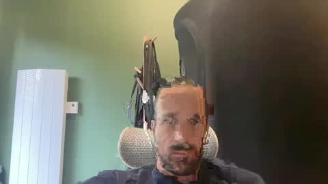 M online show from August 1, 1:43 pm