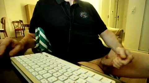 maturehotman online show from January 14, 5:17 pm