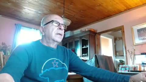 Maurice online show from December 14, 2:00 pm