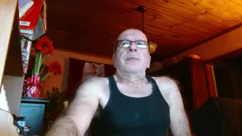 Maurice online show from January 4, 10:49 am