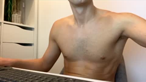 max681334 online show from December 19, 1:30 pm