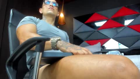 max_carter2 online show from February 26, 12:01 am