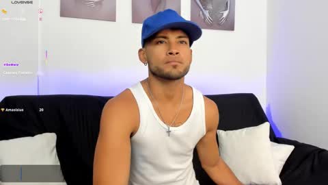 Max Conor online show from November 21, 3:33 pm