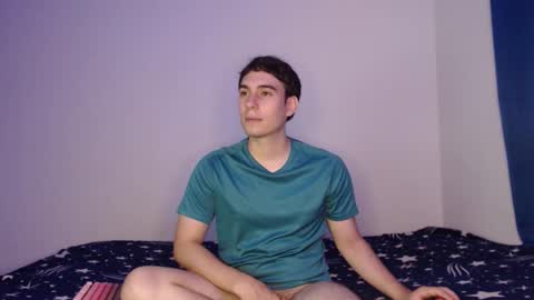 max_snow1616 online show from December 5, 6:26 pm